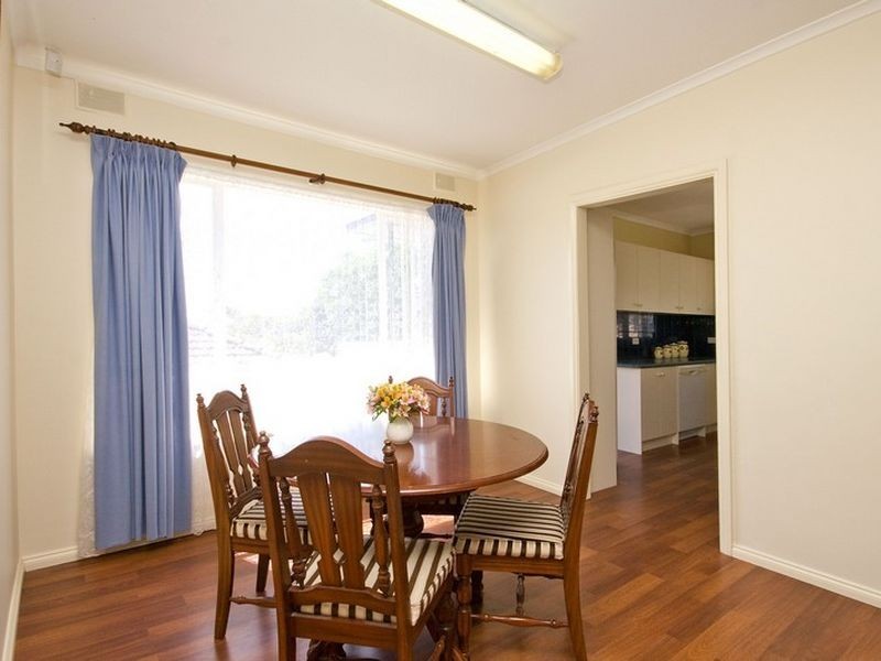13 Allen Drive, Para Hills SA 5096