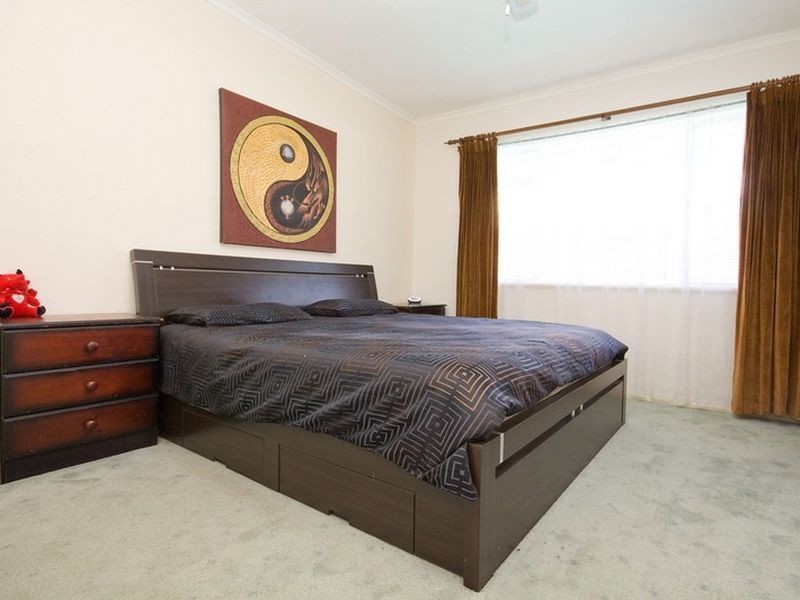 13 Allen Drive, Para Hills SA 5096