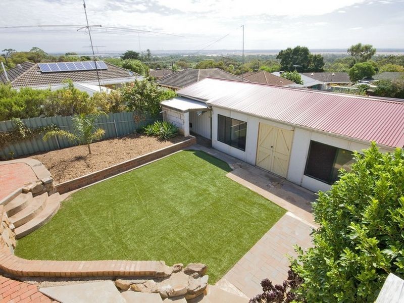 13 Allen Drive, Para Hills SA 5096