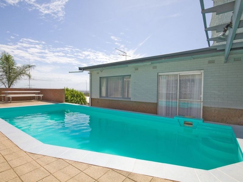 13 Allen Drive, Para Hills SA 5096