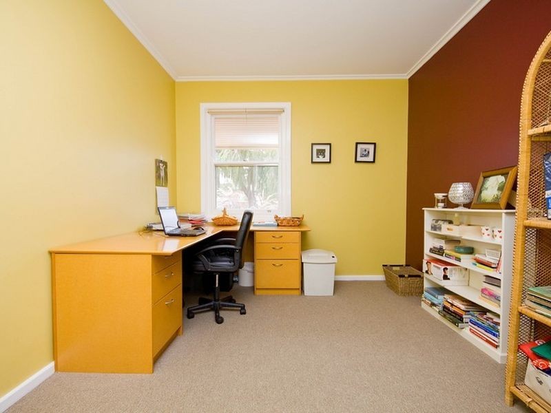 18 Longleat Road, Elizabeth Vale SA 5112