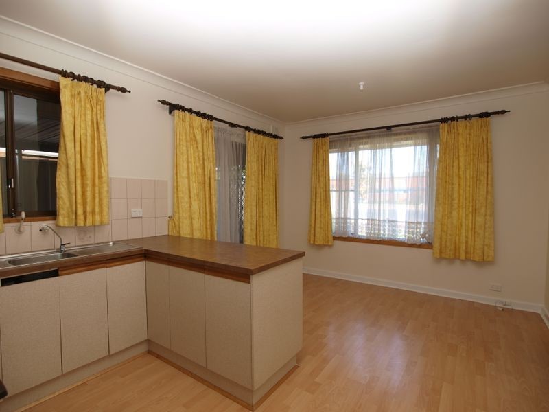 819 Grand Junction Road, Valley View SA 5093