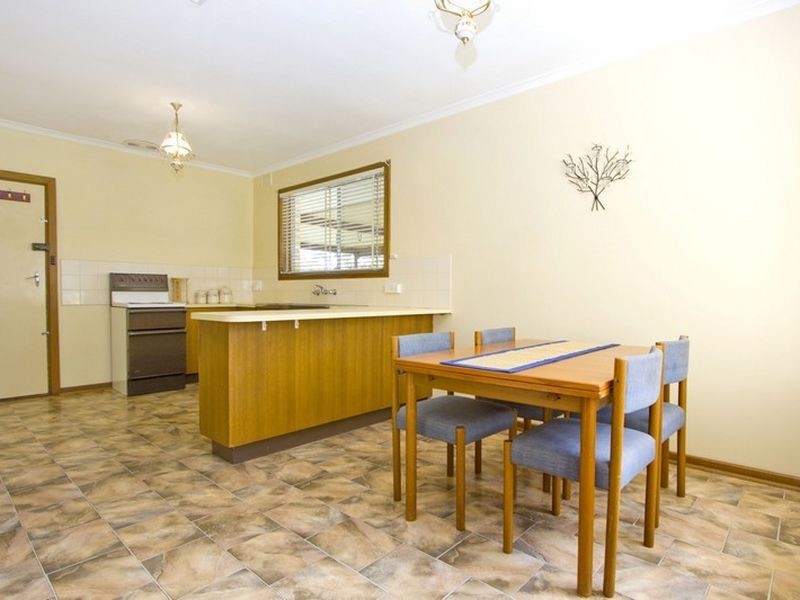 6 Jade Street, Hope Valley SA 5090