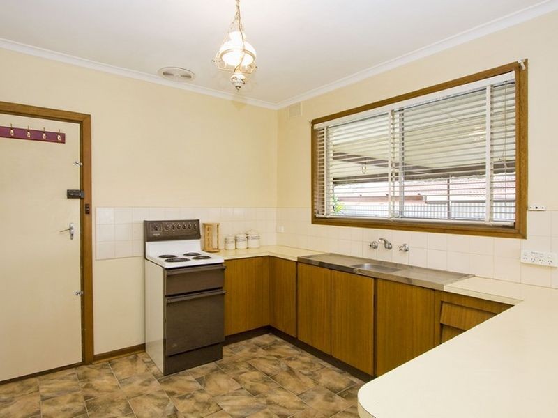 6 Jade Street, Hope Valley SA 5090