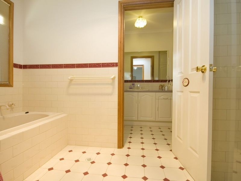 7 Waldin Court, Walkley Heights SA 5098