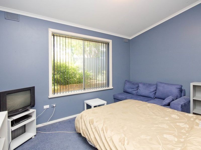 1 Mavis Street, Ridgehaven SA 5097