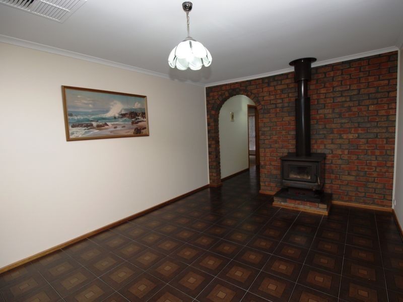 28 Coleman Avenue, Redwood Park SA 5097