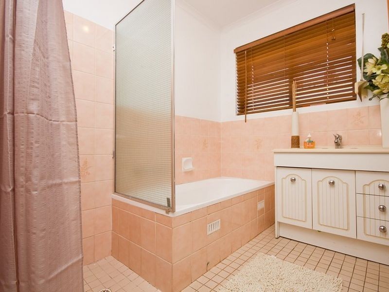 8 Lennox Drive, Paralowie SA 5108