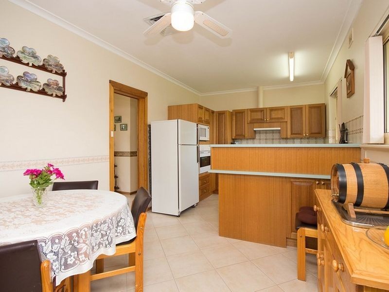 4 Naturi Court, Ridgehaven SA 5097