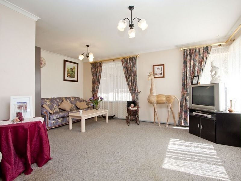 10 Asaph Court, Salisbury Heights SA 5109