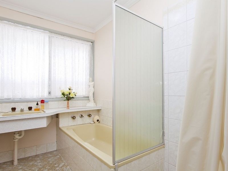 10 Asaph Court, Salisbury Heights SA 5109