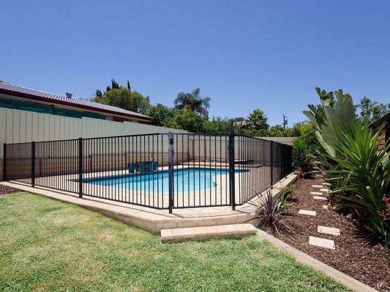 4 Pope Crescent, Hope Valley SA 5090