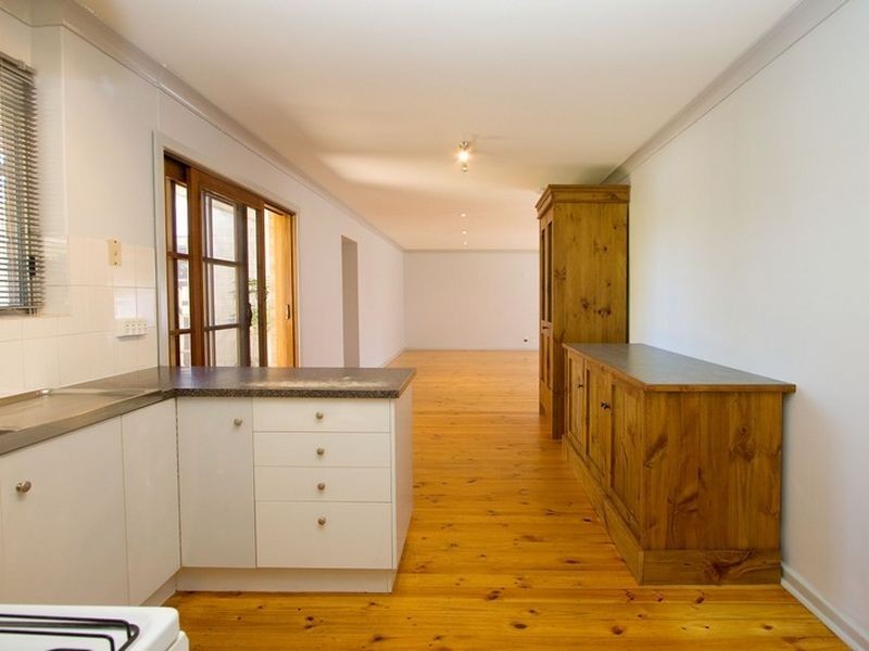 15 Pope Cres, Hope Valley SA 5090