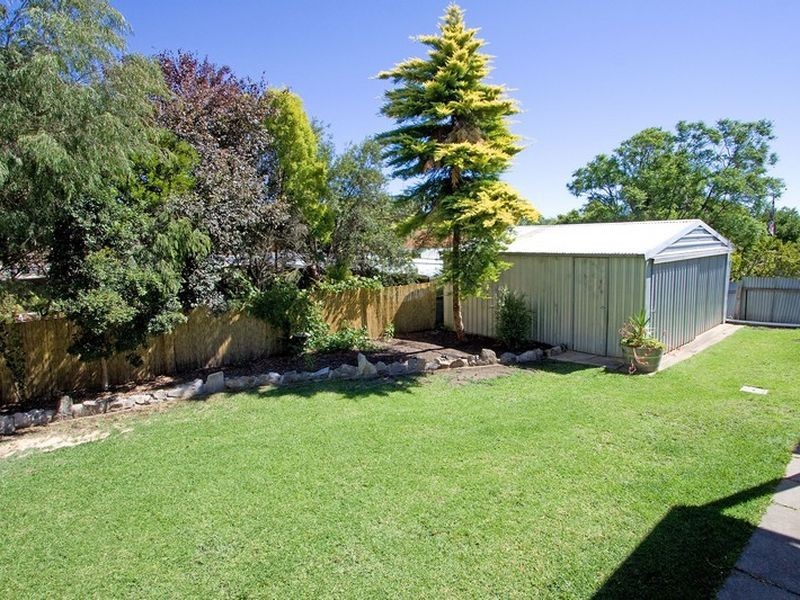 15 Pope Cres, Hope Valley SA 5090