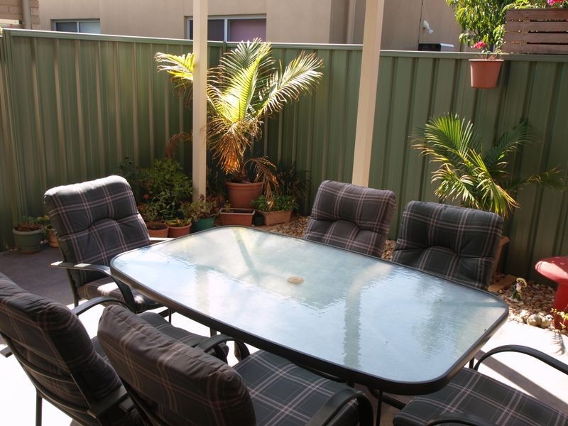 37 Mowbray Street, Mawson Lakes SA 5095