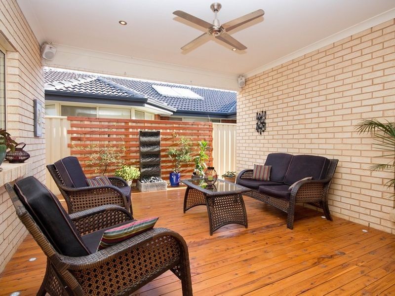 33 Lafitte Way, Andrews Farm SA 5114