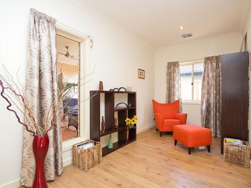 33 Lafitte Way, Andrews Farm SA 5114