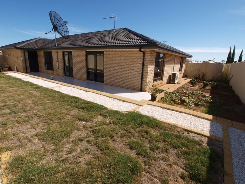 15 Graeber Road, Smithfield SA 5114