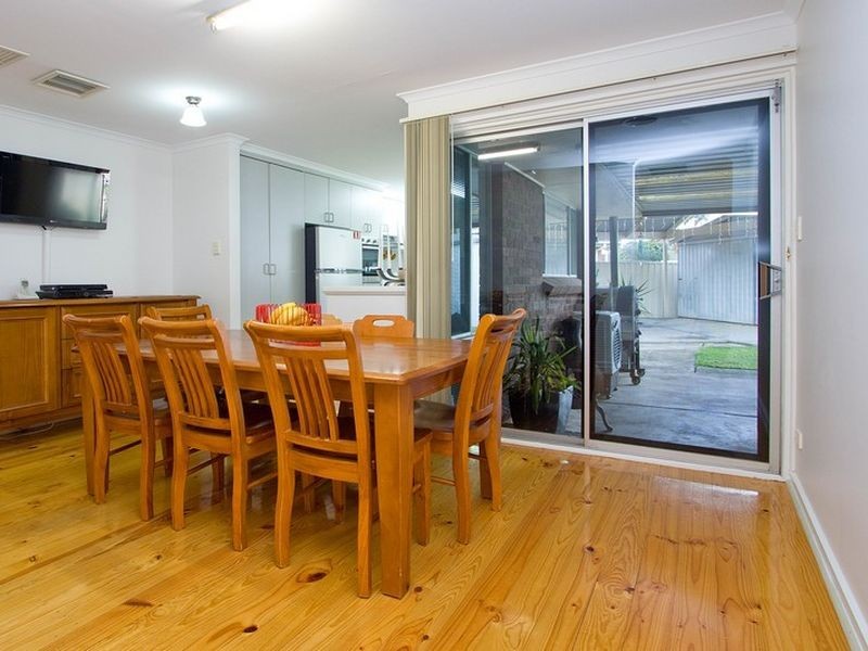 8 Barton Court, St Agnes SA 5097