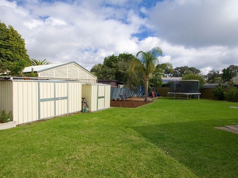 8 Barton Court, St Agnes SA 5097