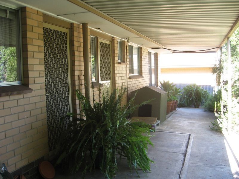 19 Pope Cres, Hope Valley SA 5090