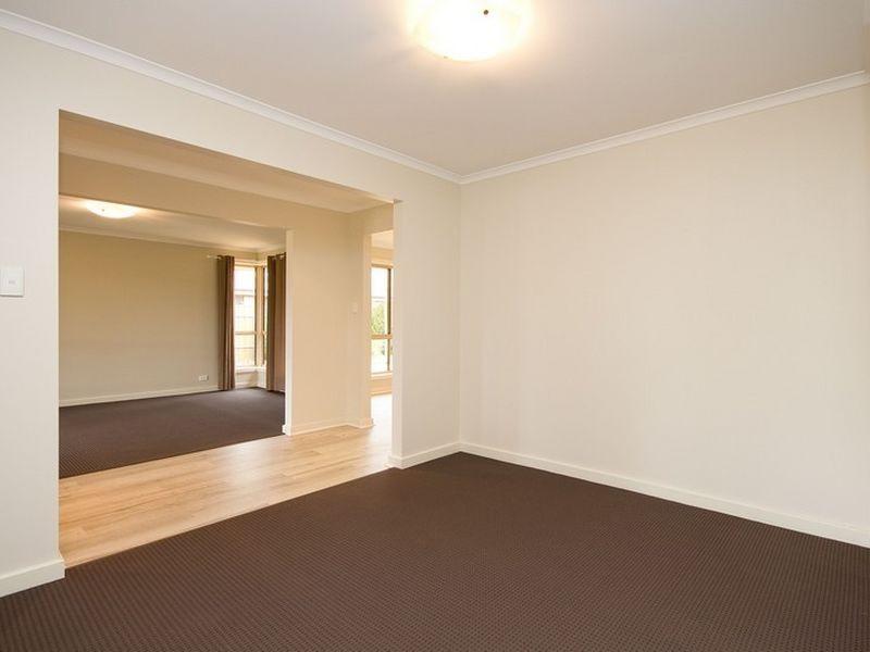 68 Leicester Grove, Andrews Farm SA 5114