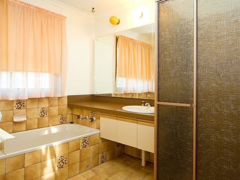 46 Sarnia Farm Rd, St Agnes SA 5097