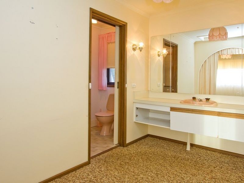 46 Sarnia Farm Rd, St Agnes SA 5097