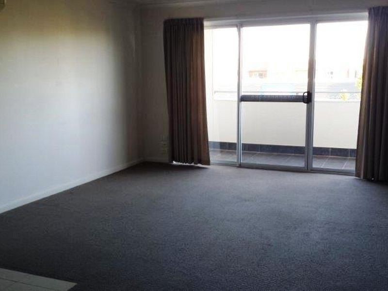 29/13-19 Hurtle Parade, Mawson Lakes SA 5095