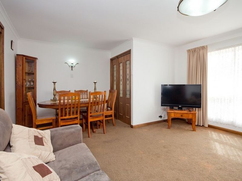 11 Kirk Street, Redwood Park SA 5097