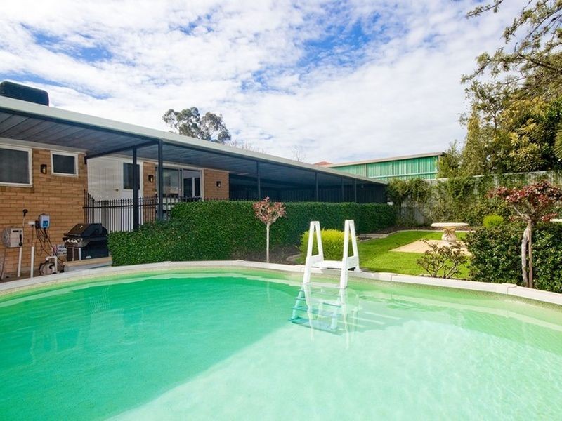 11 Kirk Street, Redwood Park SA 5097