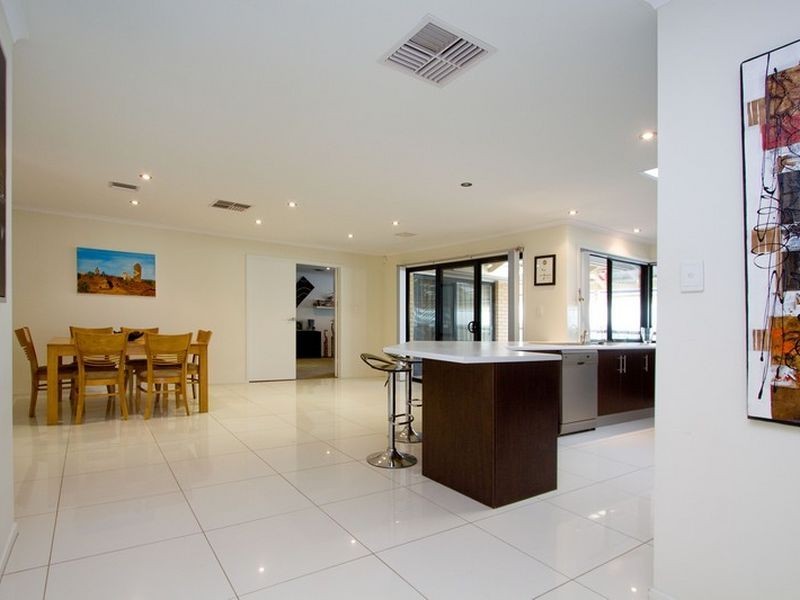 3 Swallow Drive, Hewett SA 5118