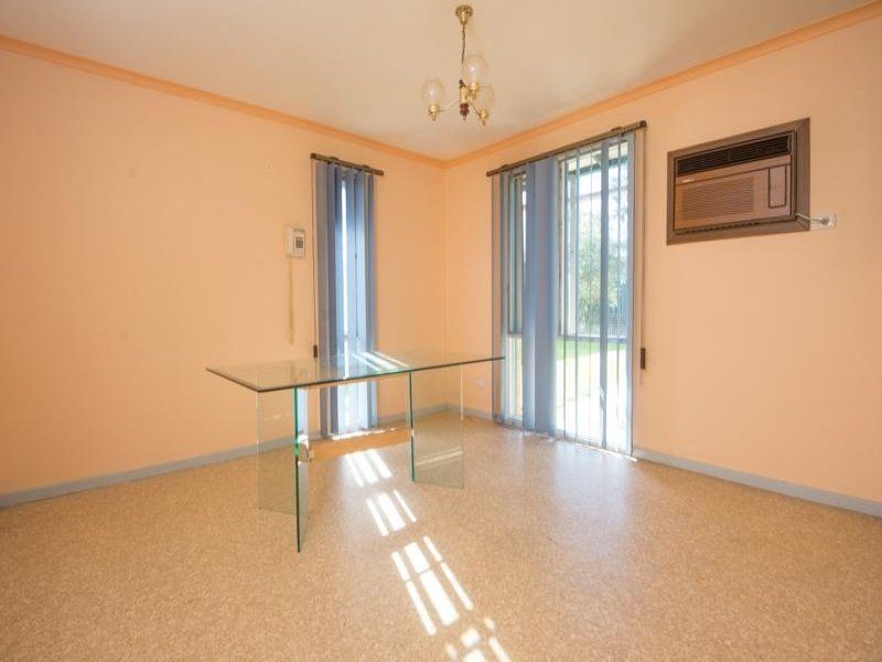 33 Ramsay Way, Para Hills West SA 5096