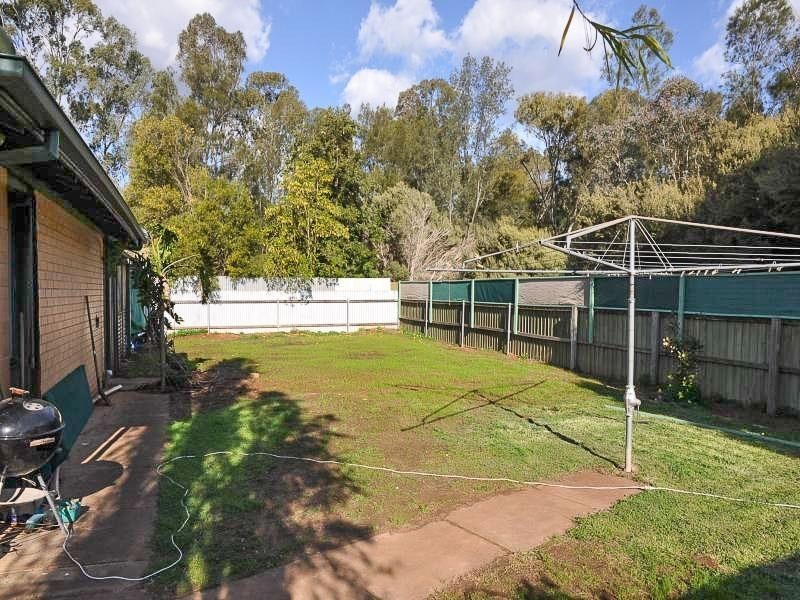 33 Ramsay Way, Para Hills West SA 5096