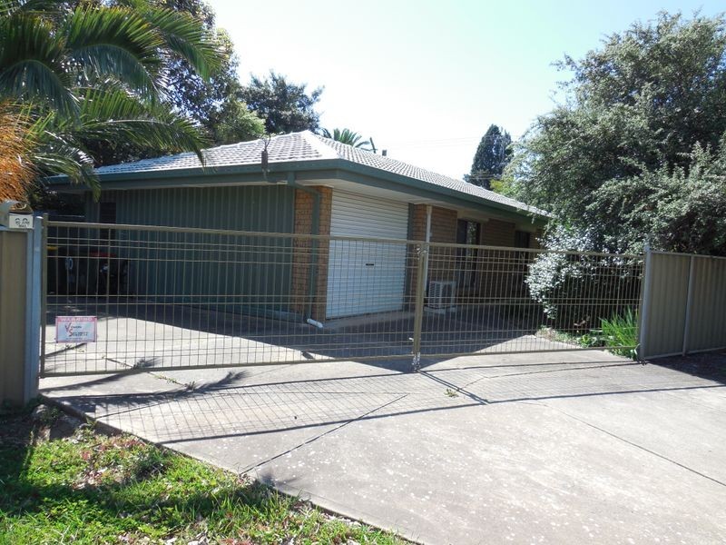60 Cronulla Drive, Redwood Park SA 5097