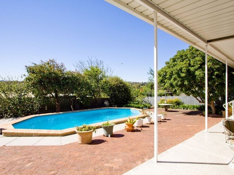 28 Far View Crescent, Ridgehaven SA 5097