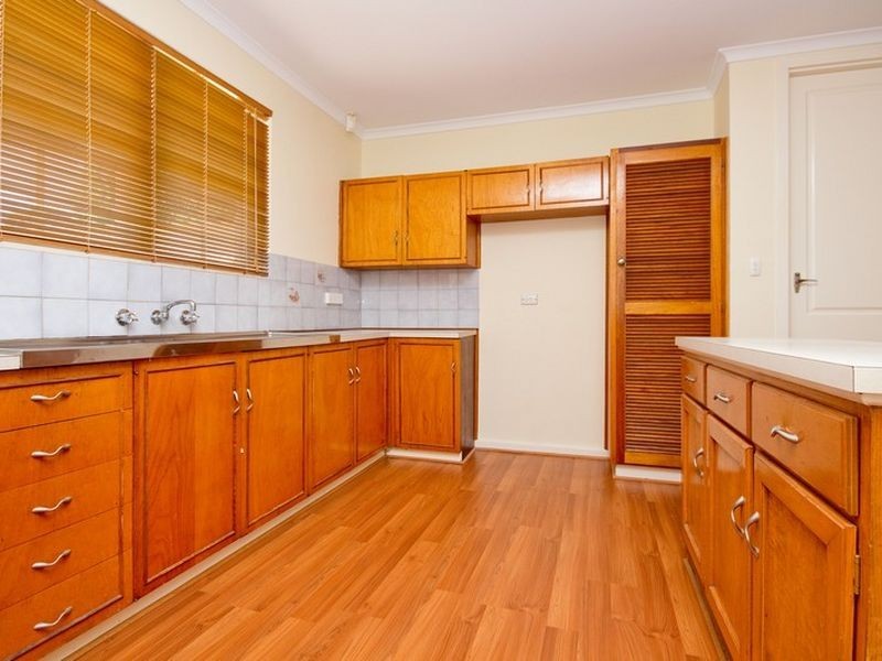 8 Leichardt Avenue, Ingle Farm SA 5098
