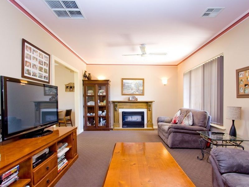 18 Black Top Road, Hillbank SA 5112