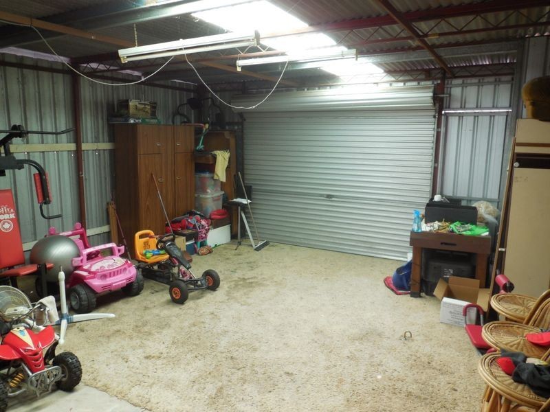 8 Sharon Drive, Para Hills SA 5096