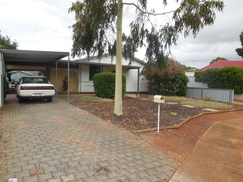 27 Fairfield Street, Elizabeth Grove SA 5112