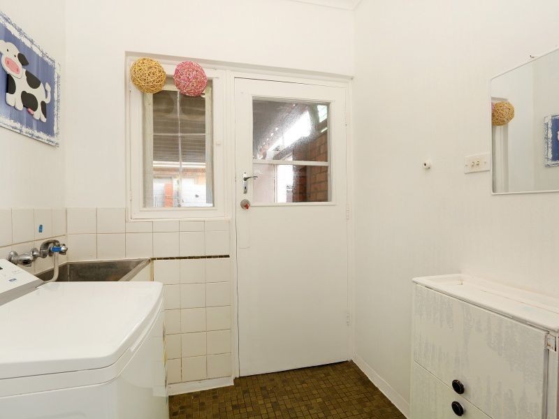 15 Phillips Avenue, Para Hills SA 5096