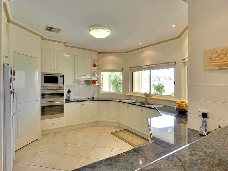 7 Timbertop Court, Gulfview Heights SA 5096