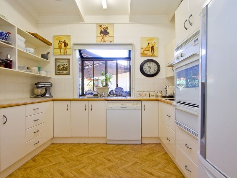4 Hudson Ave, Rostrevor SA 5073