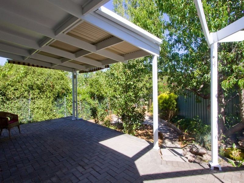 4 Hudson Ave, Rostrevor SA 5073