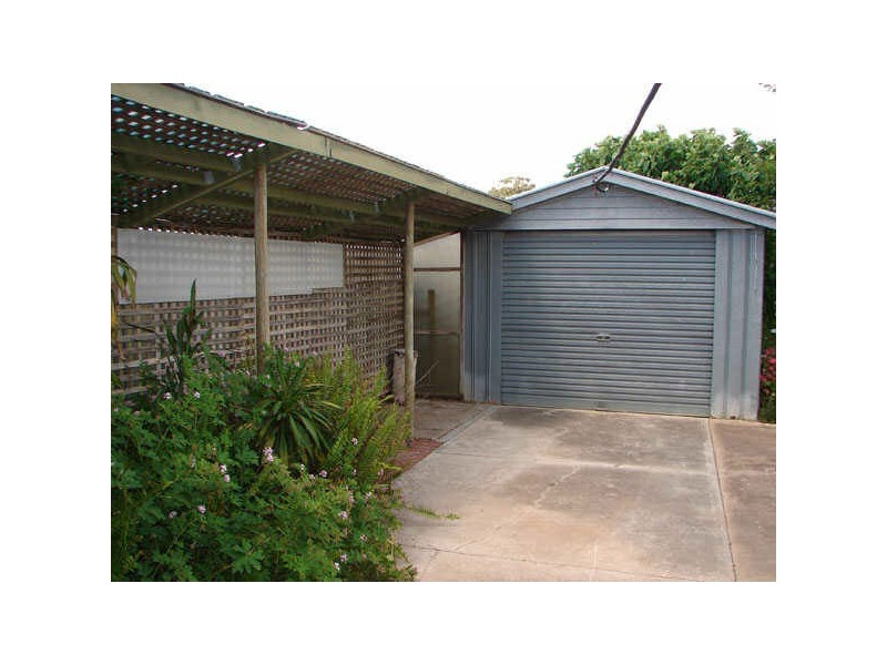 15 Graham Ave, Holden Hill SA 5088