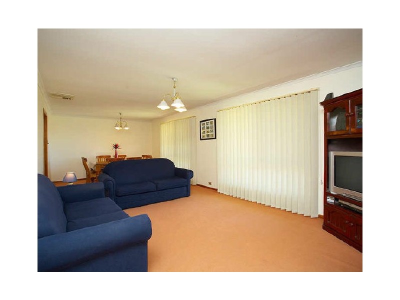 4 Rawe Court, Redwood Park SA 5097