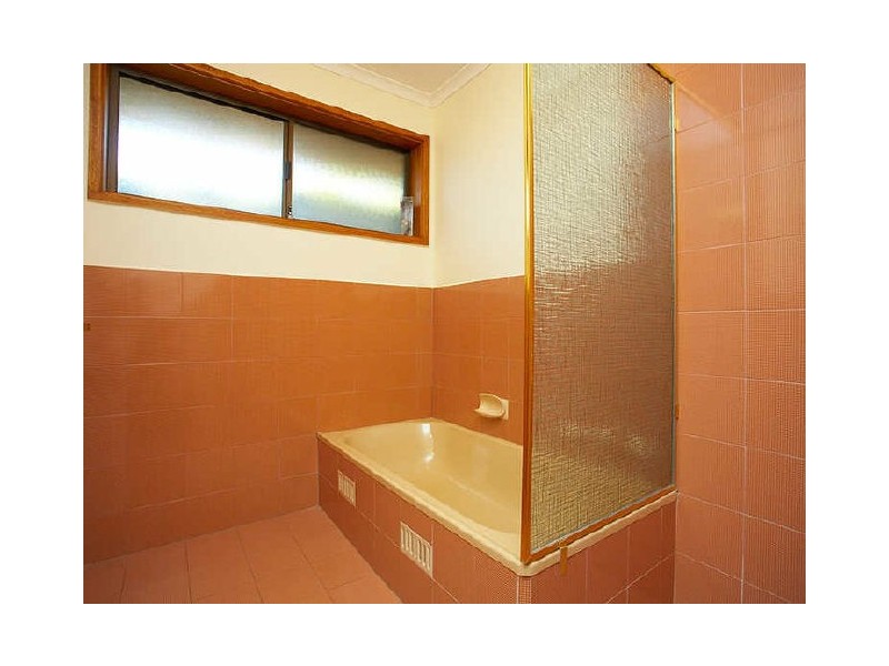 4 Rawe Court, Redwood Park SA 5097