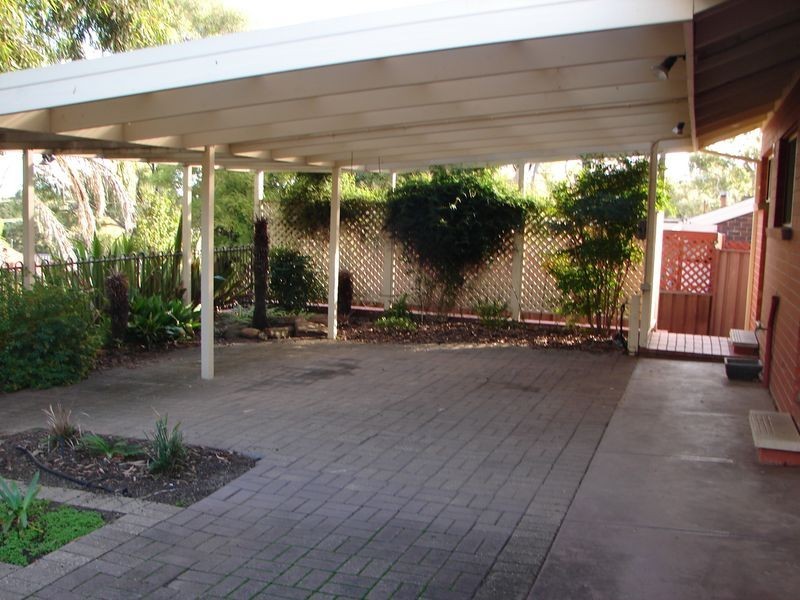 7 Cooinda Ave, Redwood Park SA 5097
