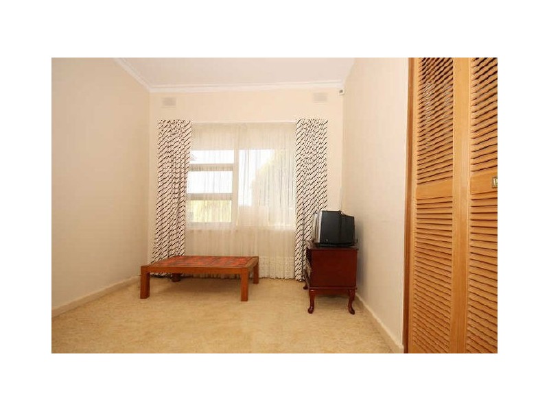 20 Geraldine Street, Valley View SA 5093