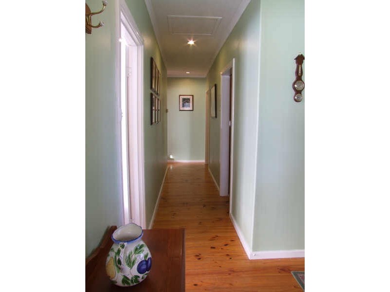 279 Wright Road, Valley View SA 5093